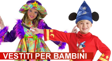 la foto mostra due vestiti di carnevale per bambini a Napoli